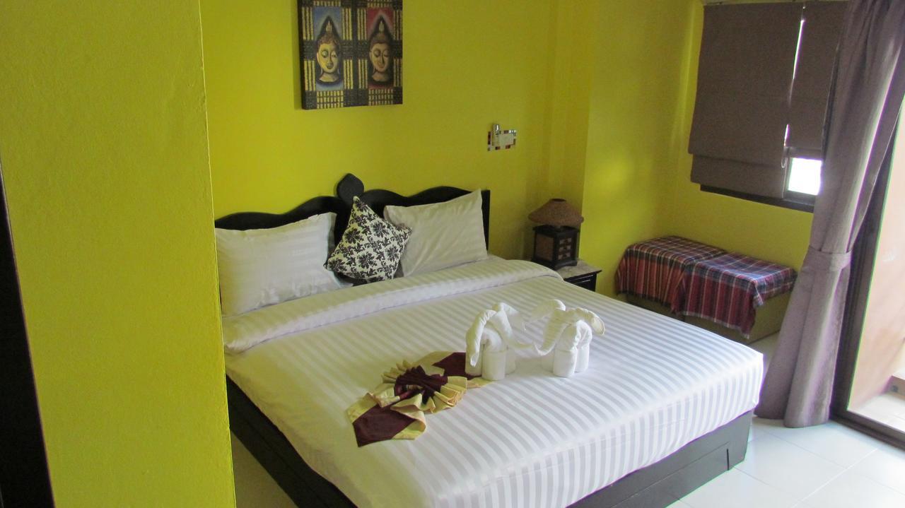 La Piccola Patong Hotel Exterior foto