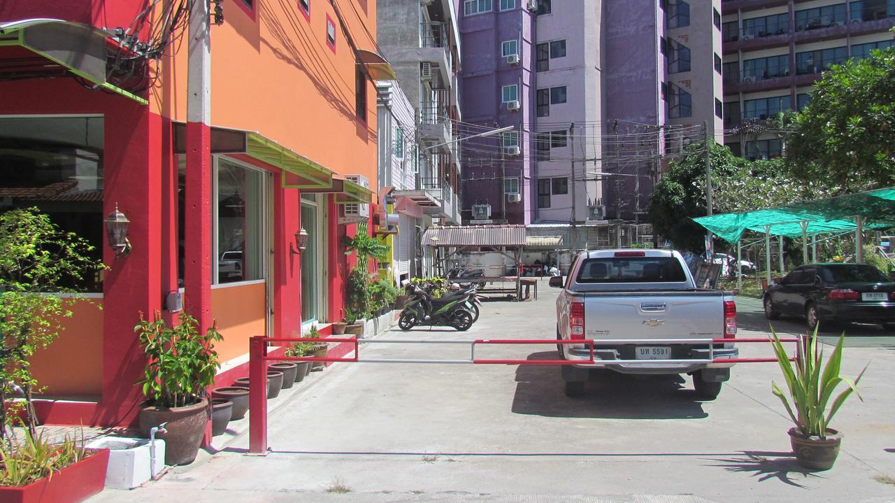 La Piccola Patong Hotel Exterior foto